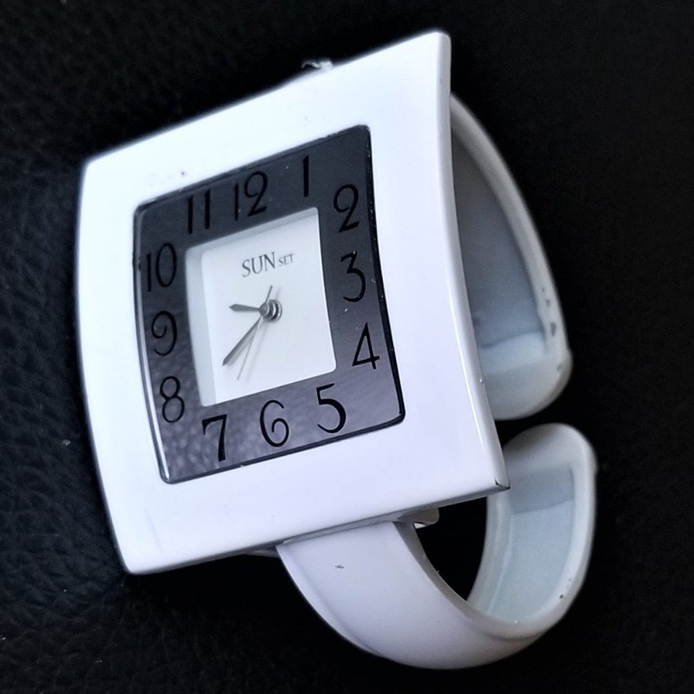 SUNset square face adjustable bracelet watch